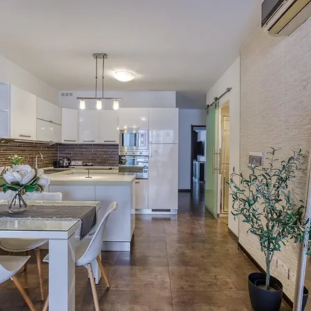 Διαμέρισμα St Julians 501 Near And Paceville *